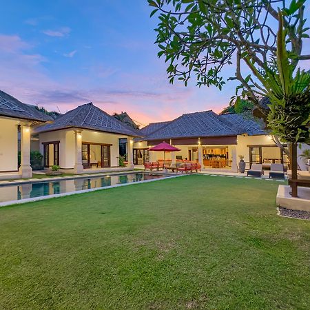 Villa Bugis Drupadi Seminyak 外观 照片