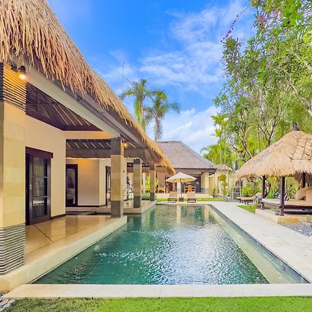 Villa Bugis Drupadi Seminyak 外观 照片