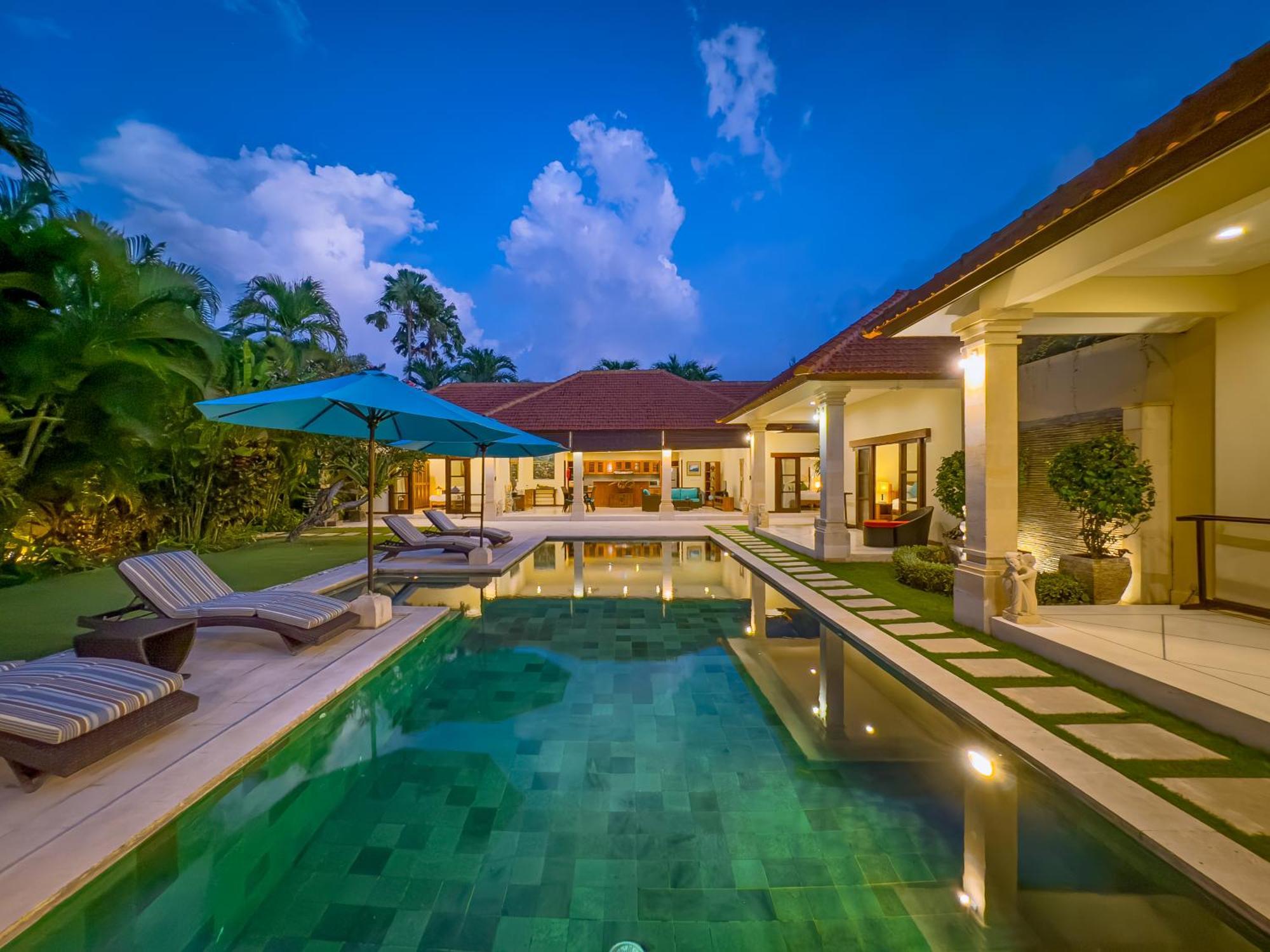 Villa Bugis Drupadi Seminyak 外观 照片