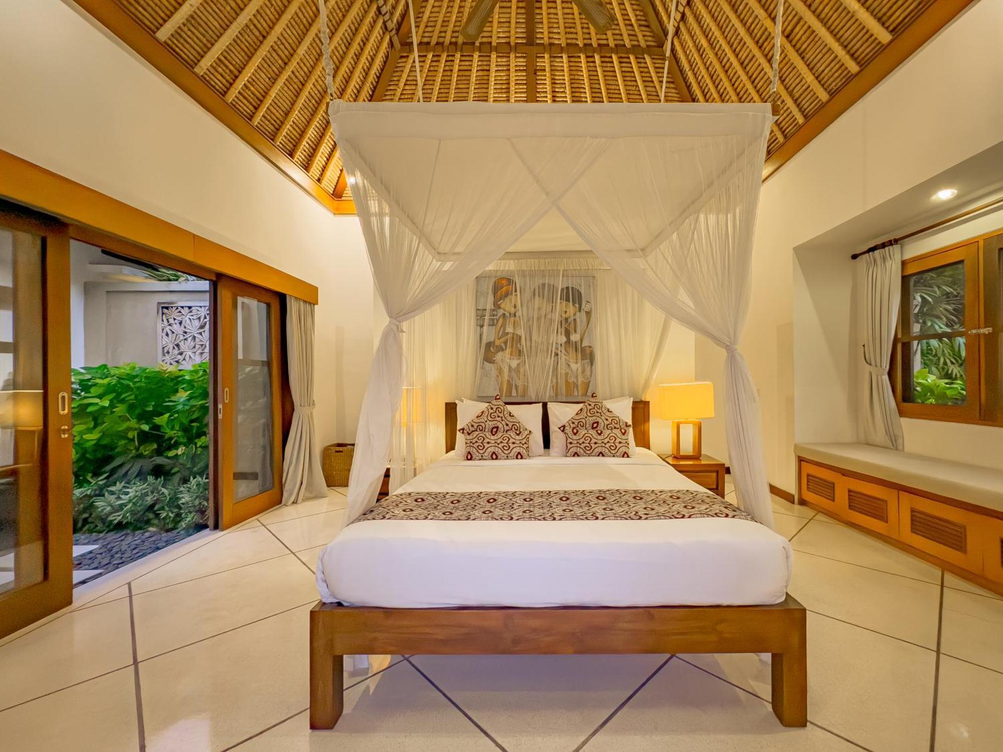Villa Bugis Drupadi Seminyak 客房 照片