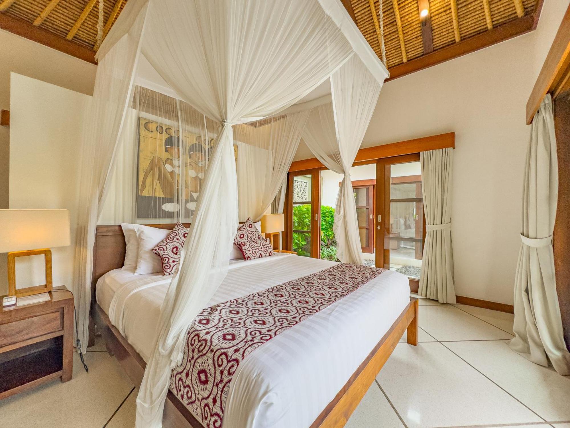 Villa Bugis Drupadi Seminyak 客房 照片