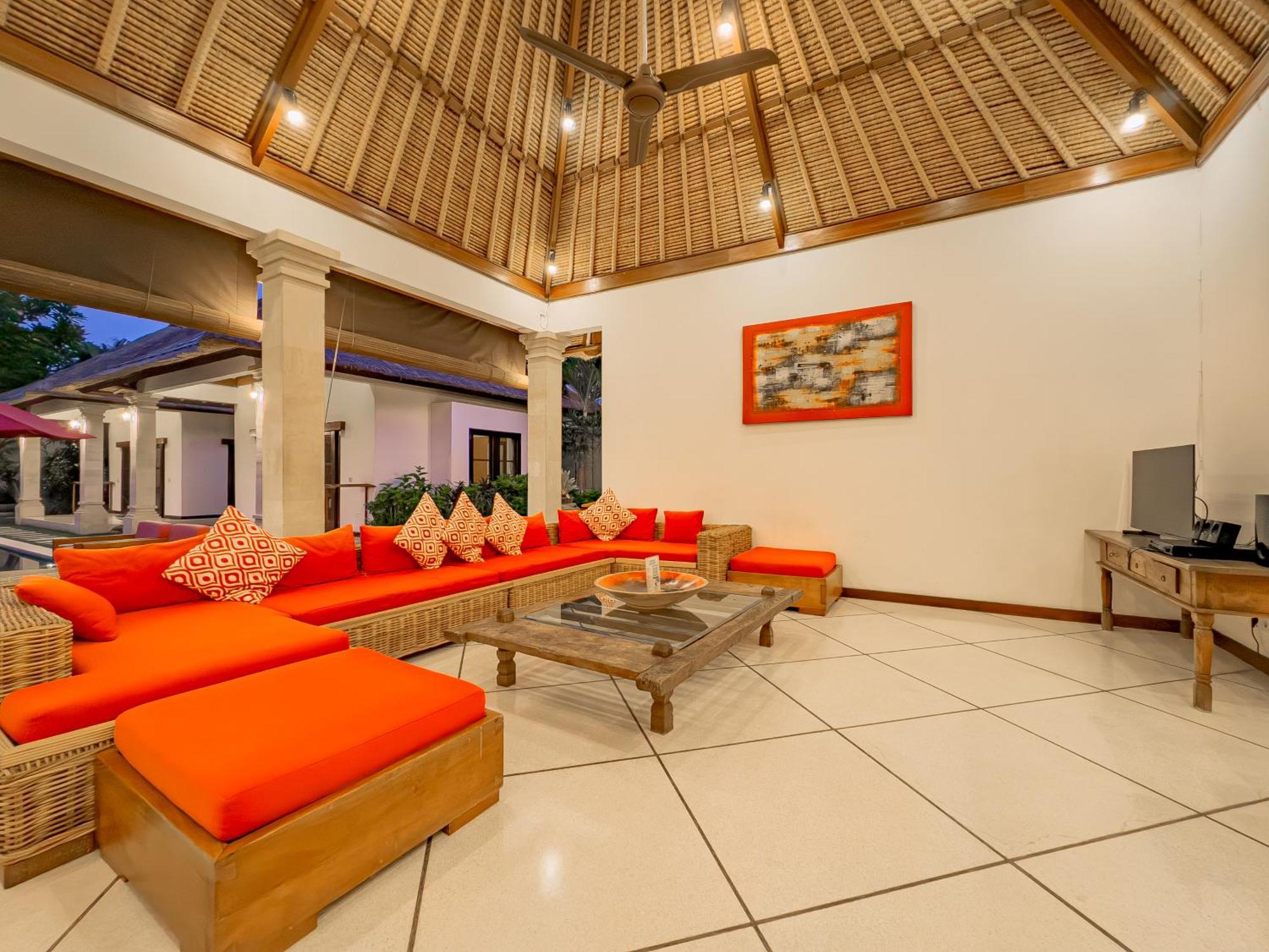 Villa Bugis Drupadi Seminyak 客房 照片
