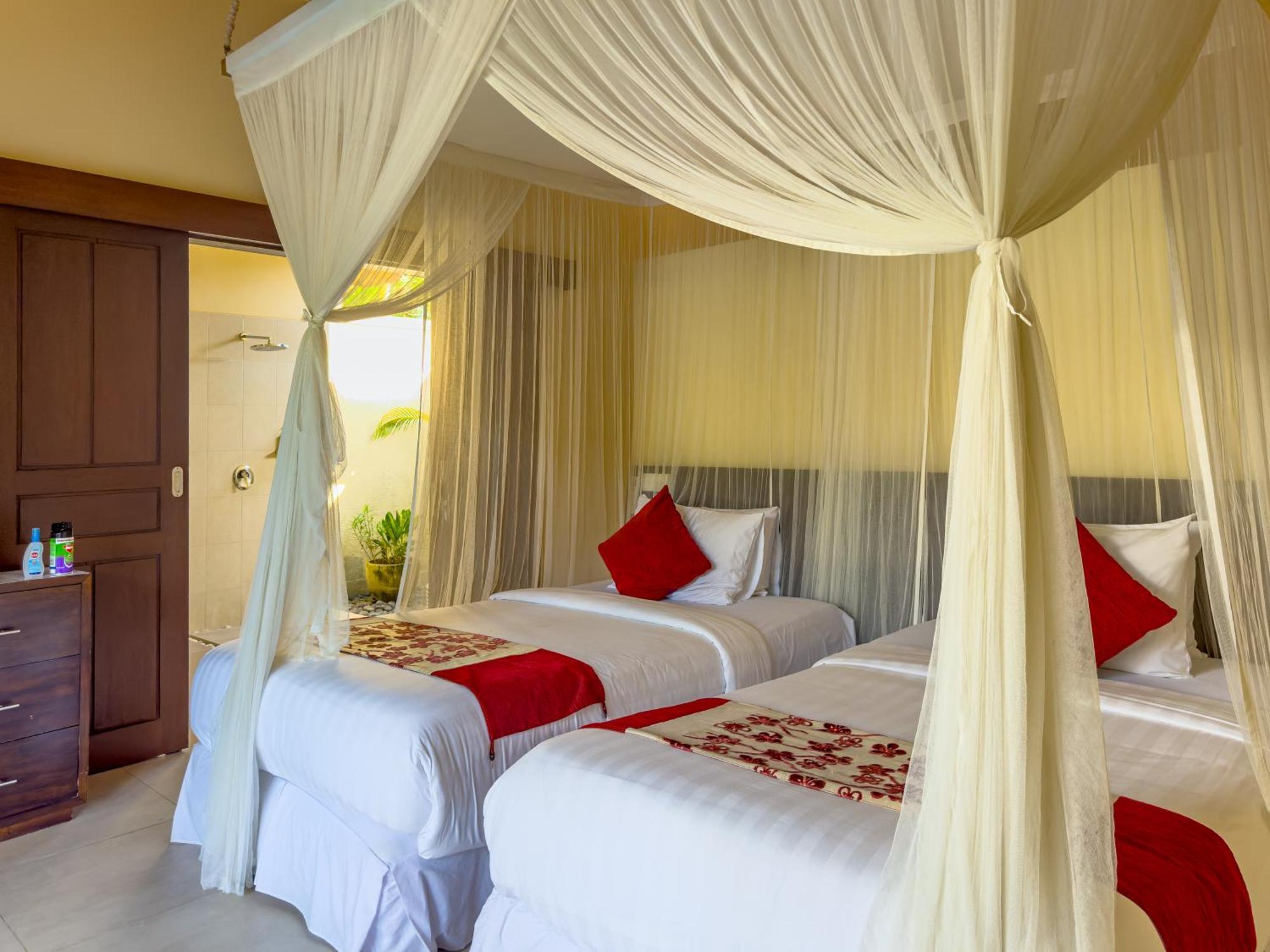 Villa Bugis Drupadi Seminyak 客房 照片
