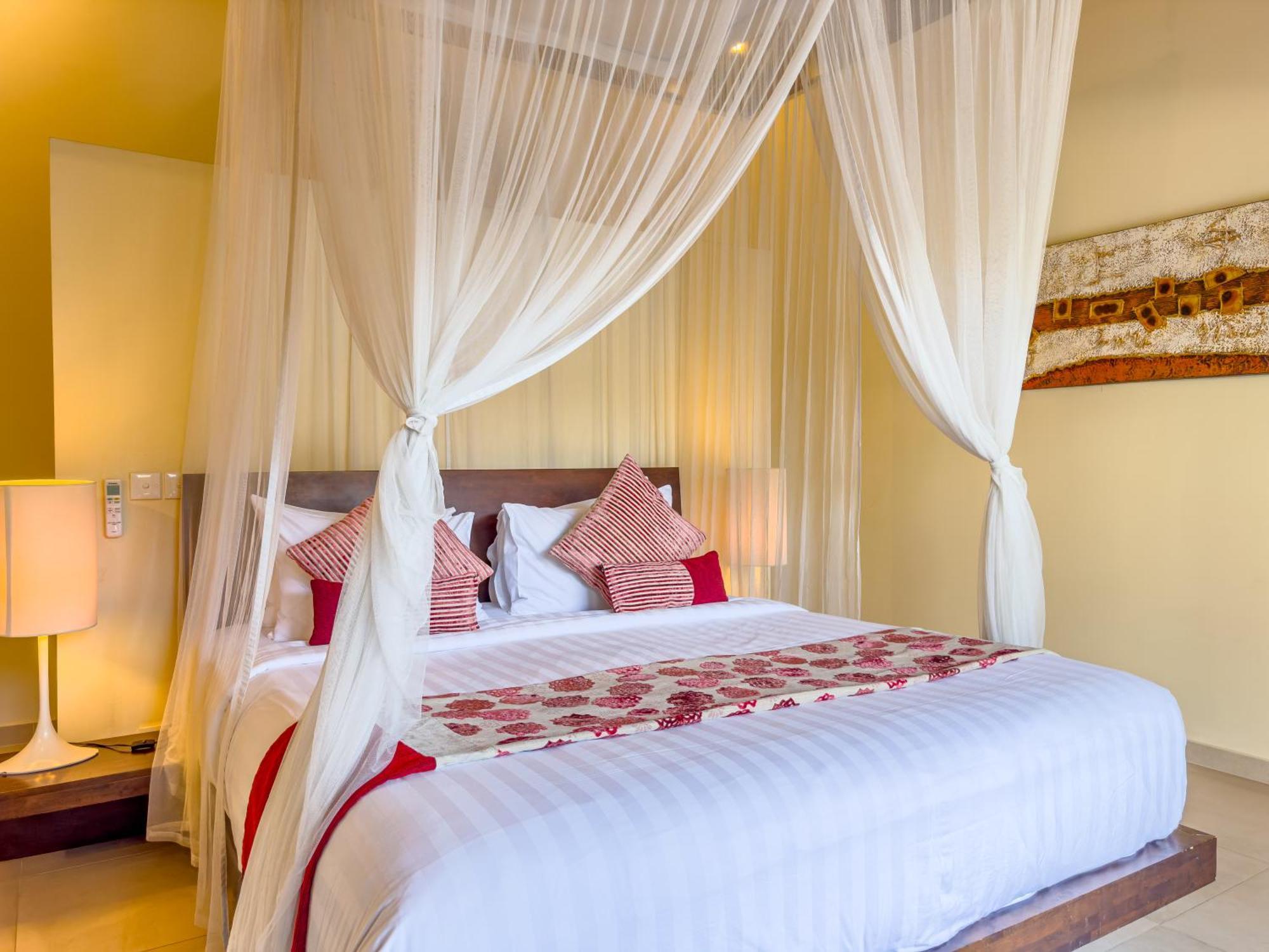 Villa Bugis Drupadi Seminyak 客房 照片