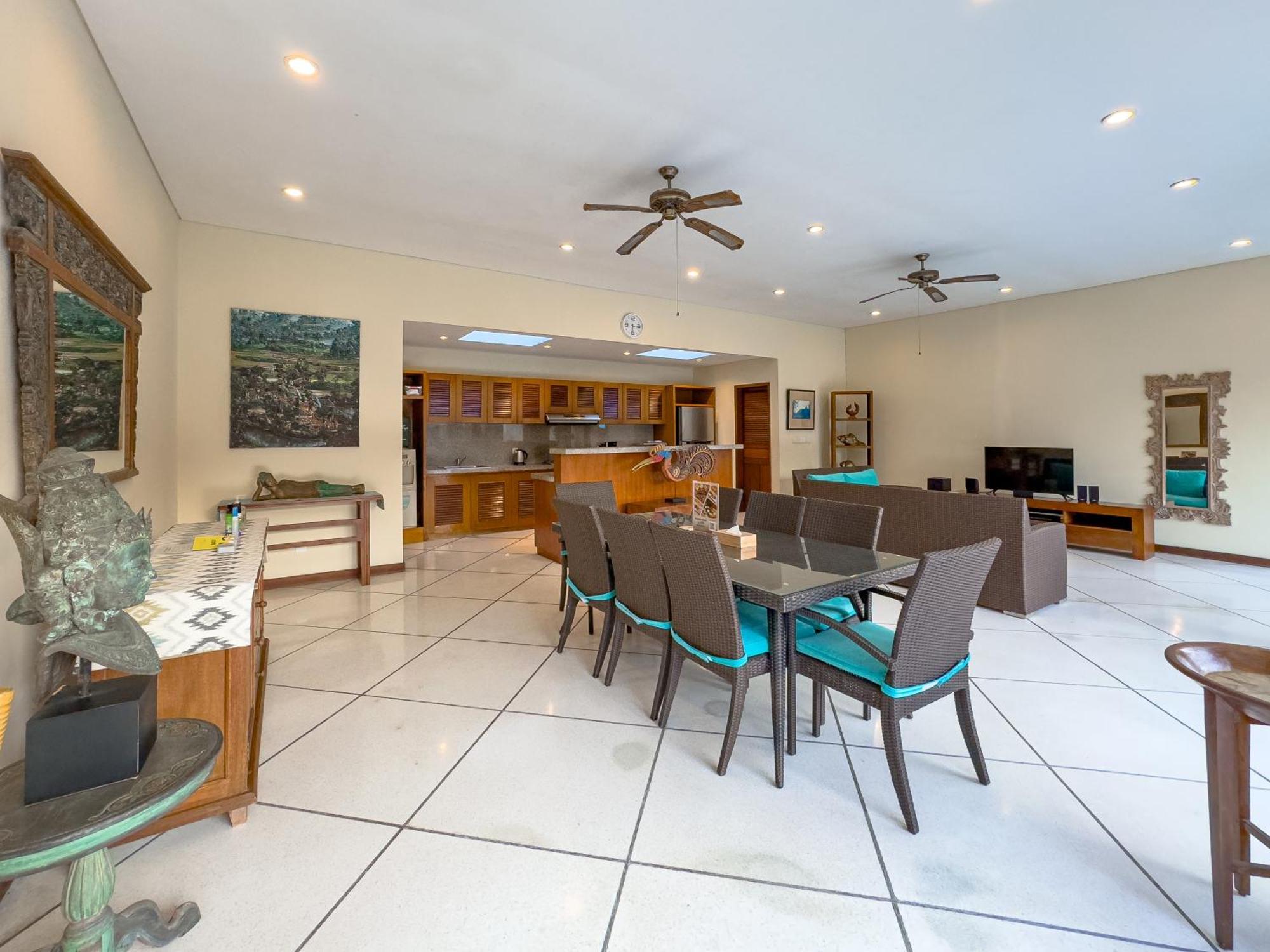 Villa Bugis Drupadi Seminyak 客房 照片